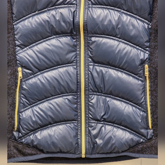 London Fog Women's Navy Blue Down‎ Puffer Jacket Gold Zipper Size Medium - Picture 3 of 7